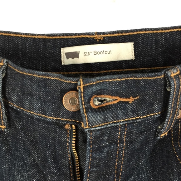 Levi’s 515 Bootcut Leg Jeans - Picture 3 of 9